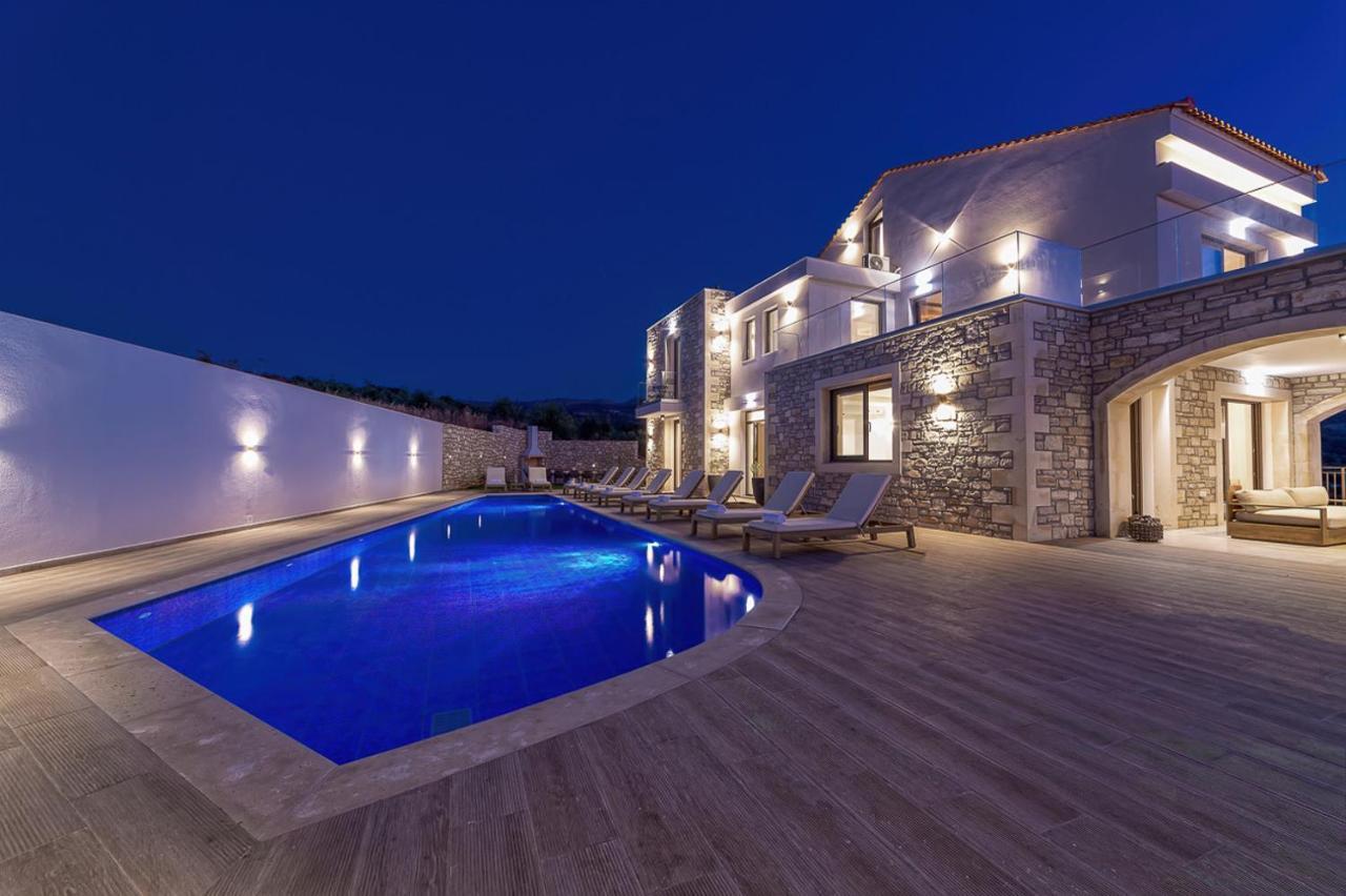 Grand Resort Villa Elefterna Exteriör bild